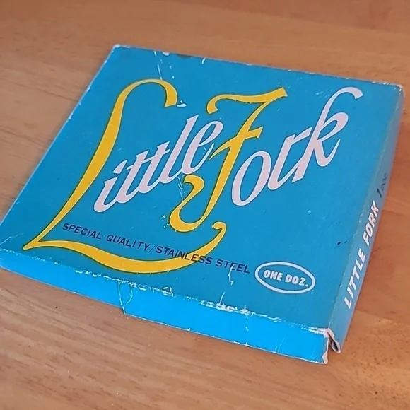 LITTLE FORKS & LITTLE KNIVES Incomplete Set, Perfect For Replacements - Picture 12 of 16